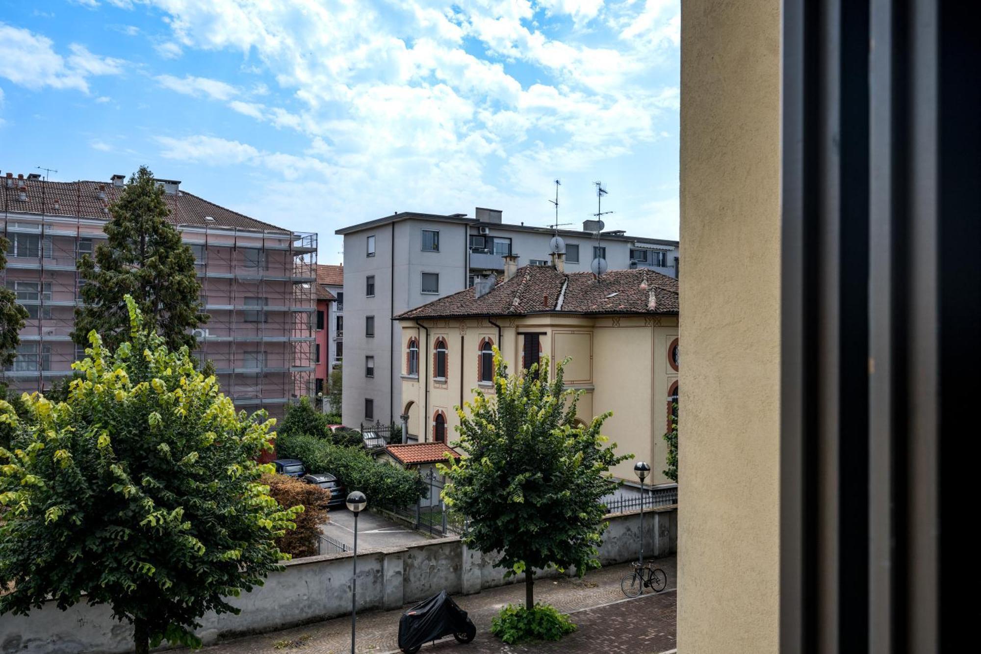 Cozy Suite Rogoredo Apartment Next To The Metro And Train Station 밀라노 외부 사진